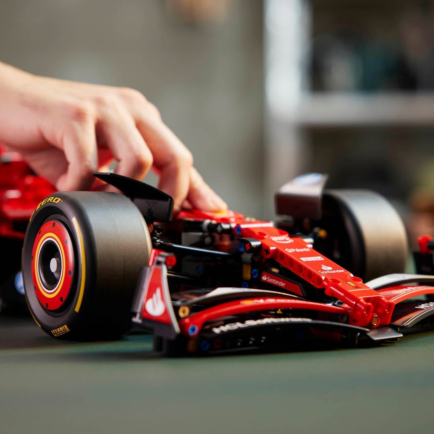 Ferrari F1 SF24 1:18 Technic Lego Car Model
